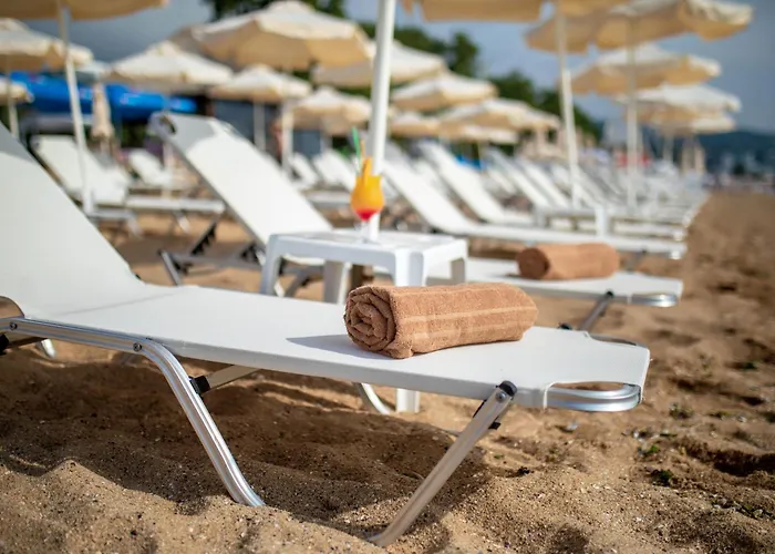 Astoria Hotel All Inclusive- Private Beach & Beach Club