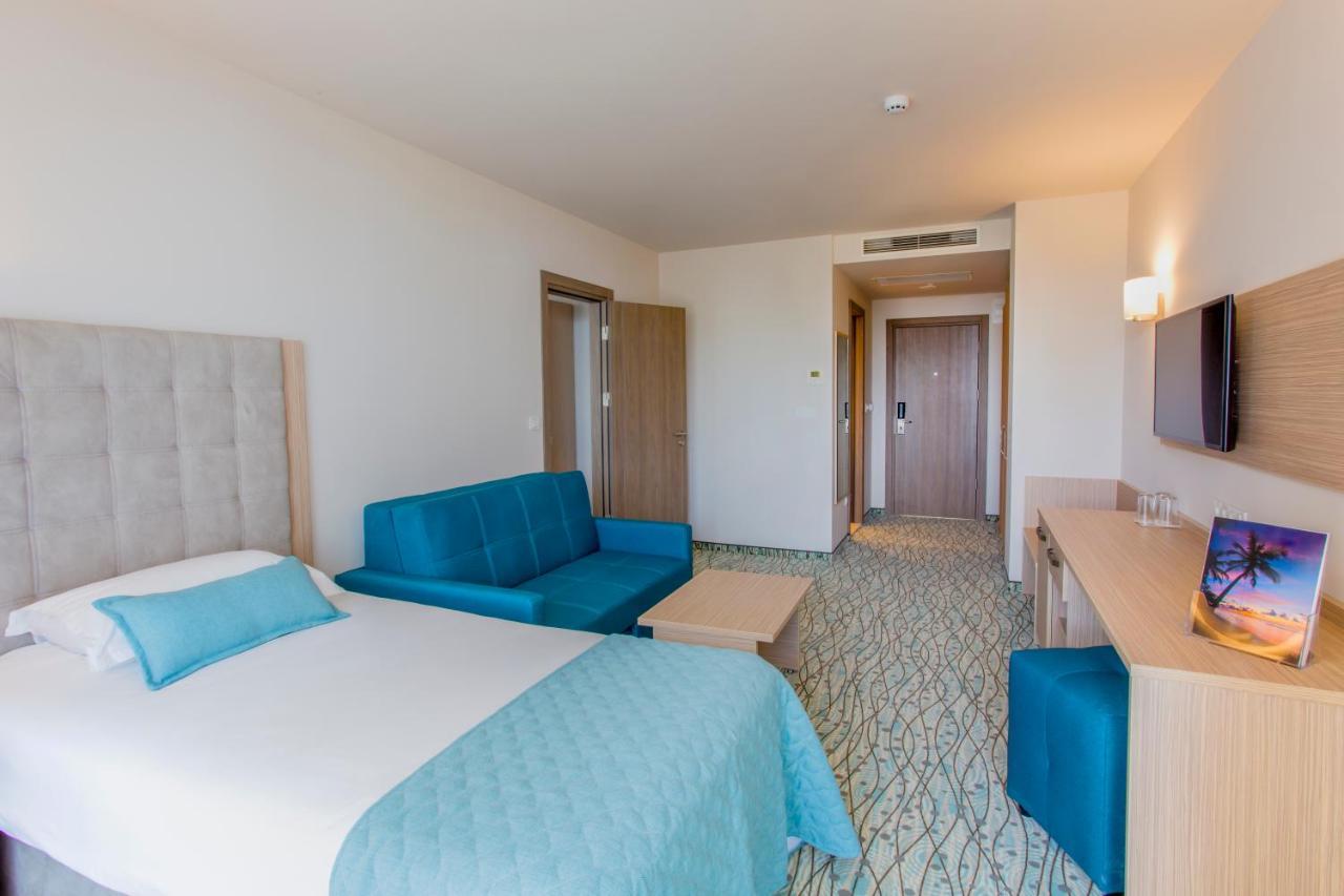 Hotel Astoria Inclusive- Private & Club Golden Sands