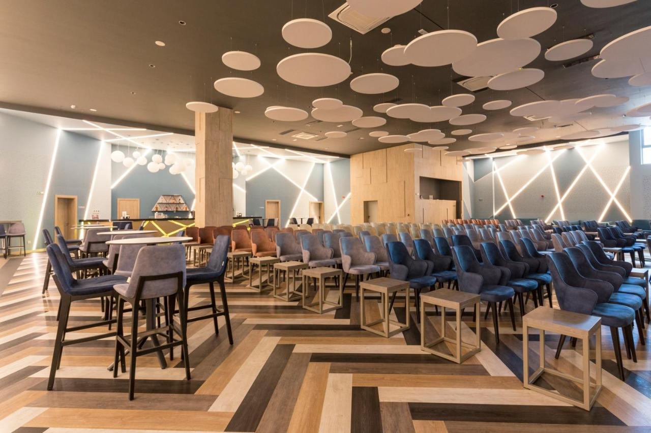 Astoria Inclusive- Private & Club 4*