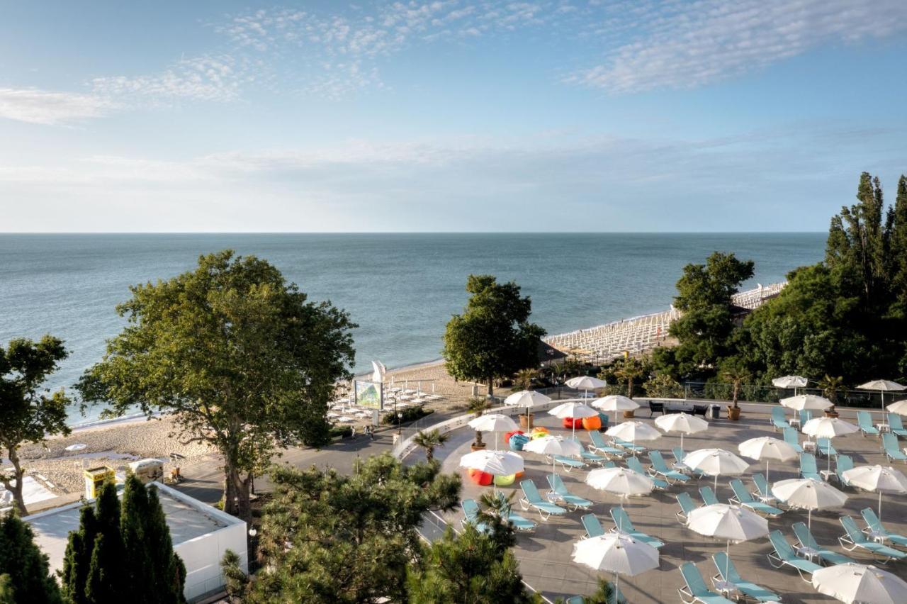 Astoria Inclusive- Private & Club